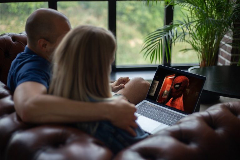 Où trouver un film streaming gratuit VF en toute légalité ?